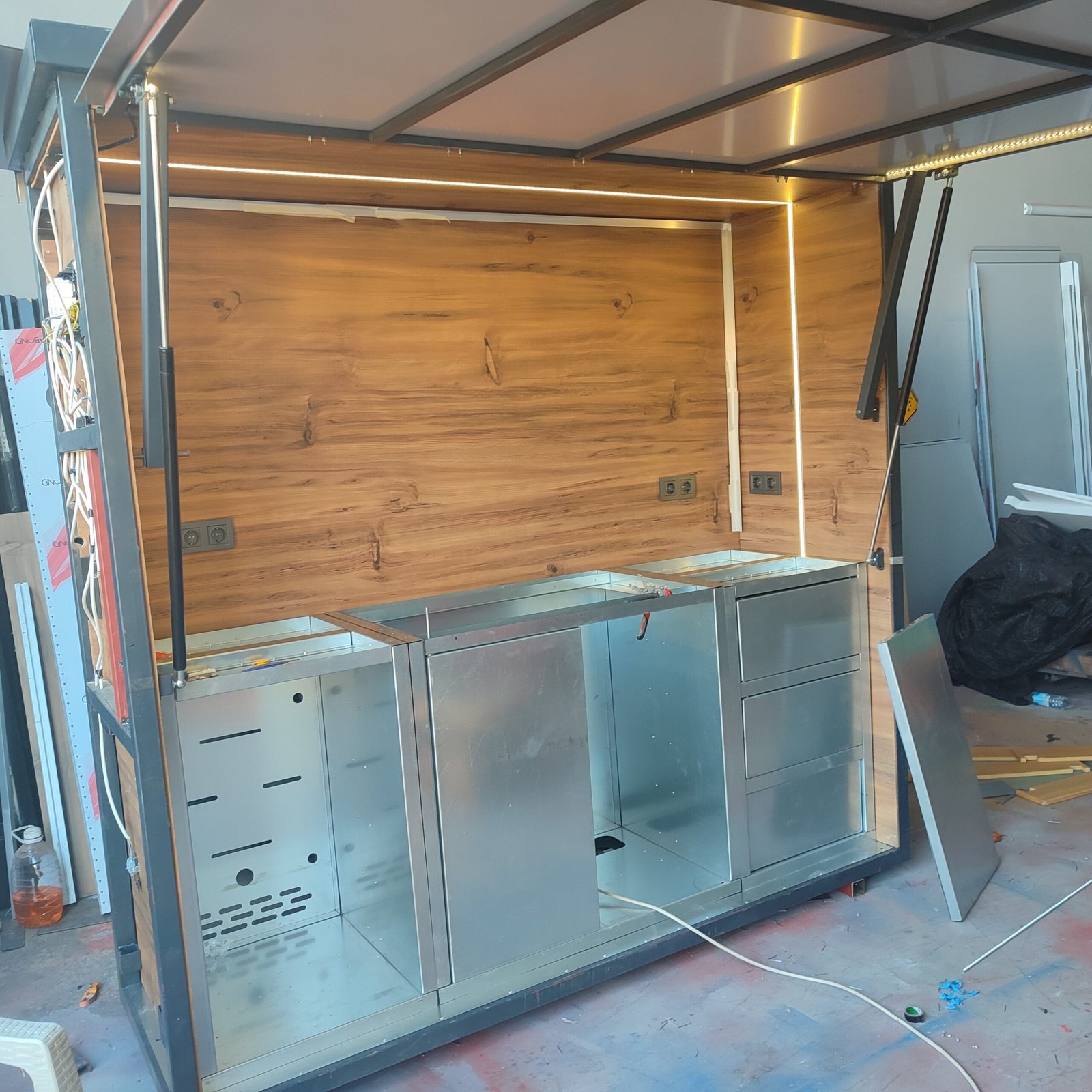 İskelet Galvaniz çelik iskelet kaynağı, atölye